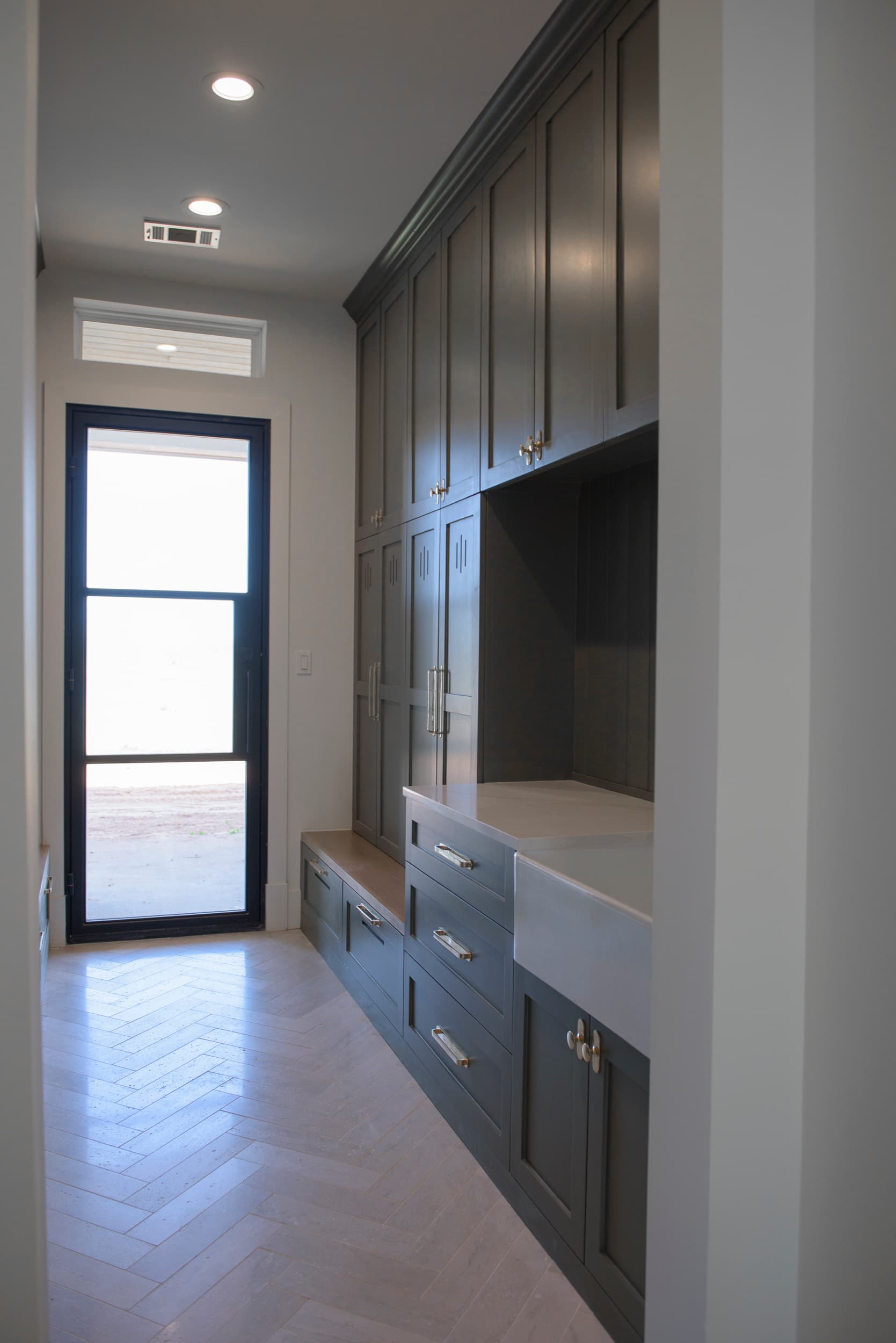 Guyler Residence — image 4
