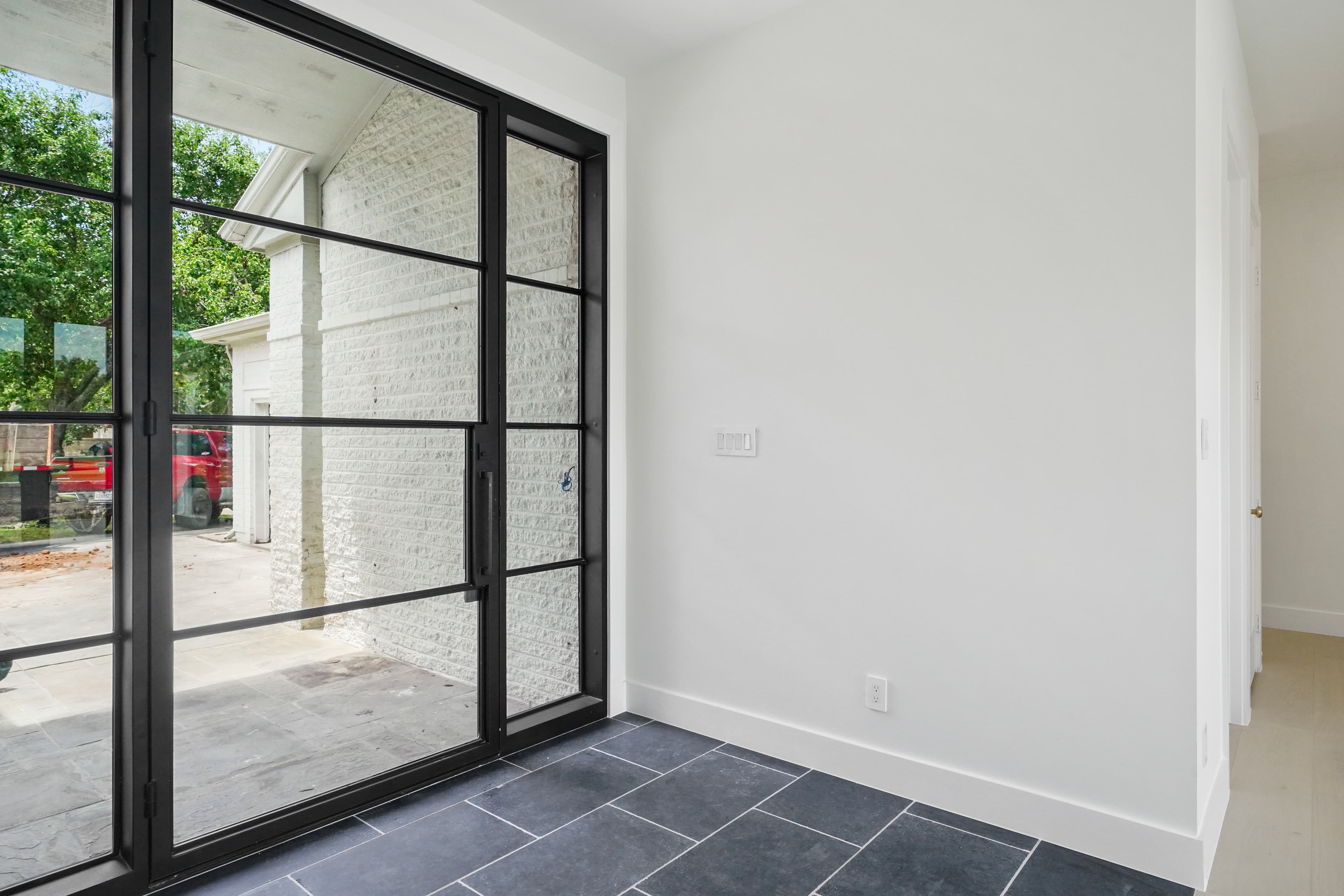Wedgewood Residence — image 1